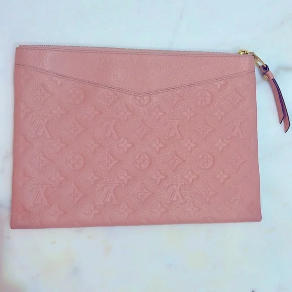 🌷LOUIS VUITTON Monogram Empreinte Leather Pouch - Picture 3 of 12